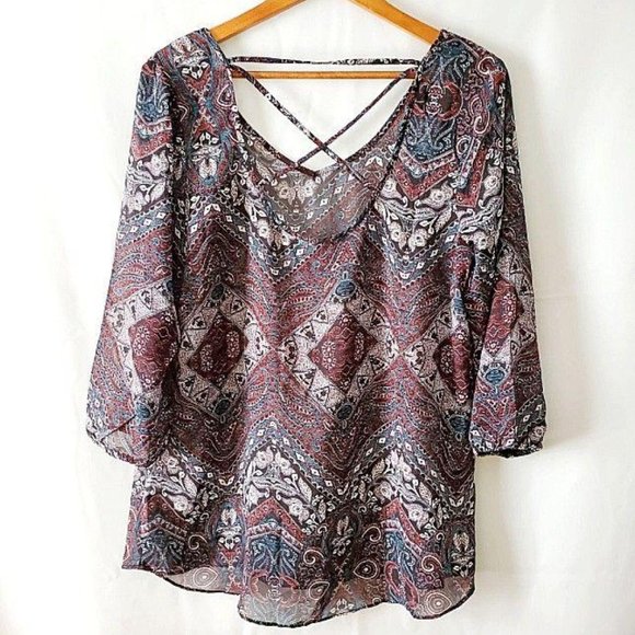 Maurices Women’s 3/4 Sleeve Lattice Back Tunic Blouse Burgundy/Teal Size Large - Picture 2 of 14